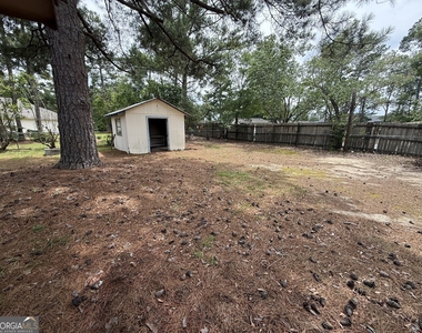 602 Hillcrest Parkway - Photo Thumbnail 5
