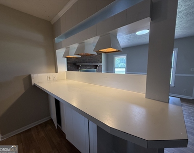 602 Hillcrest Parkway - Photo Thumbnail 14