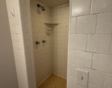 602 Hillcrest Parkway - Photo Thumbnail 31