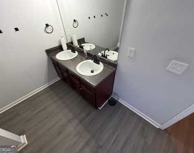 5589 Grande River Road - Photo Thumbnail 10