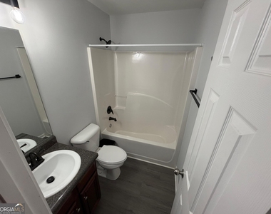 5589 Grande River Road - Photo Thumbnail 12