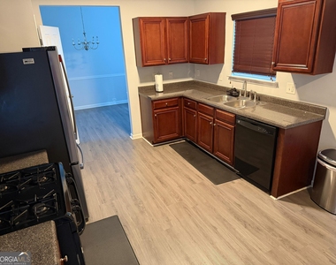 5589 Grande River Road - Photo Thumbnail 4