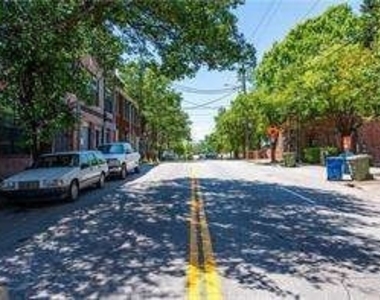 210 Walker Street Sw - Photo Thumbnail 36