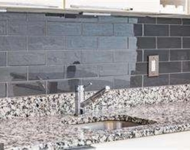 210 Walker Street Sw - Photo Thumbnail 24