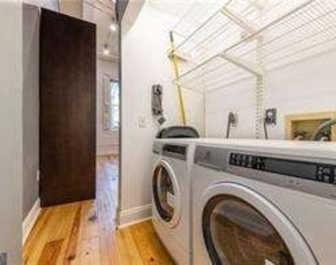 210 Walker Street Sw - Photo Thumbnail 28