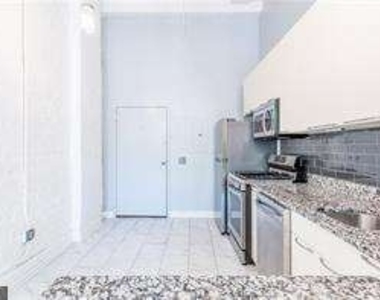 210 Walker Street Sw - Photo Thumbnail 17