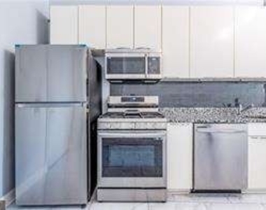 210 Walker Street Sw - Photo Thumbnail 20