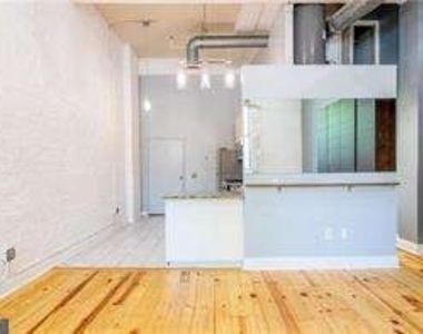 210 Walker Street Sw - Photo Thumbnail 14