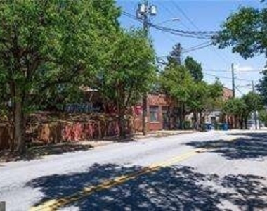 210 Walker Street Sw - Photo Thumbnail 31