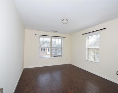 2150 Waterford Park Drive - Photo Thumbnail 20
