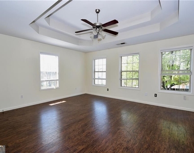 2150 Waterford Park Drive - Photo Thumbnail 15