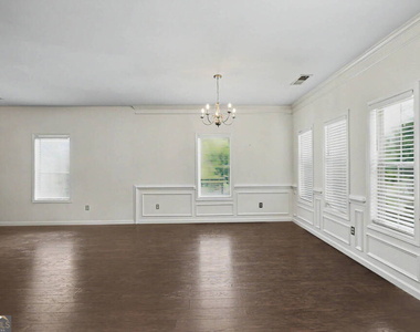 2150 Waterford Park Drive - Photo Thumbnail 11