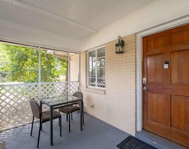 1401 Briarwood Road Ne - Photo Thumbnail 6