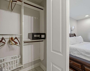 1401 Briarwood Road Ne - Photo Thumbnail 25