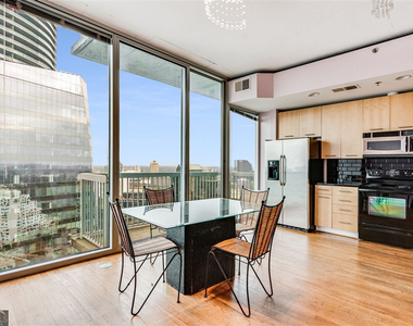 3324 Peachtree Road Ne - Photo Thumbnail 1