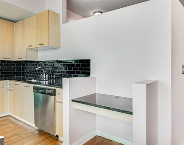 3324 Peachtree Road Ne - Photo Thumbnail 4