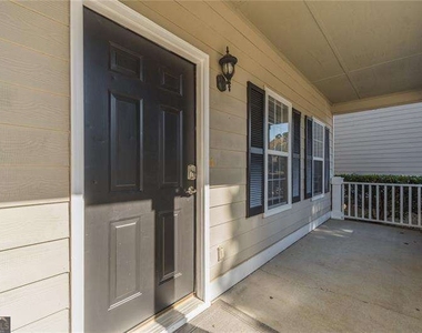 2716 Lake Park Ridge E - Photo Thumbnail 4