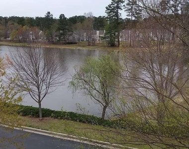 3423 Lathenview Court - Photo Thumbnail 19