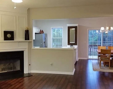 3423 Lathenview Court - Photo Thumbnail 9