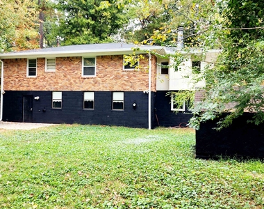 1808 Meadowglades Drive - Photo Thumbnail 1
