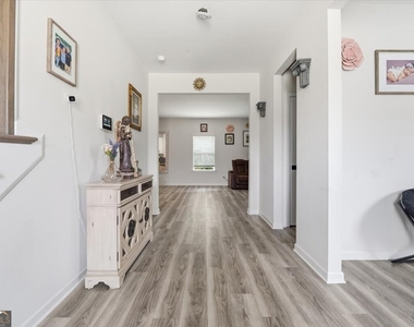 3552 Arabian Farm Lane - Photo Thumbnail 4