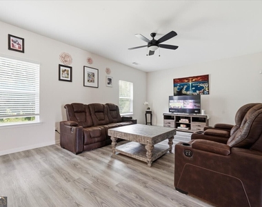 3552 Arabian Farm Lane - Photo Thumbnail 8
