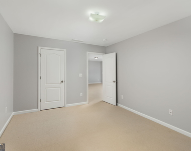 168 Summer Grove Lane - Photo Thumbnail 32