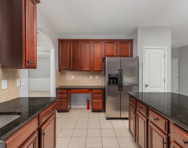 168 Summer Grove Lane - Photo Thumbnail 13