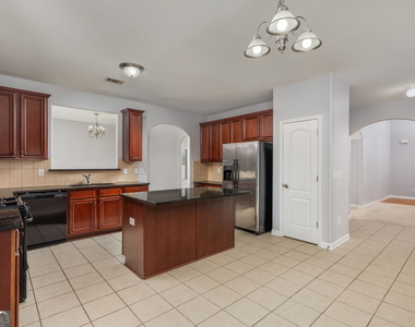 168 Summer Grove Lane - Photo Thumbnail 15