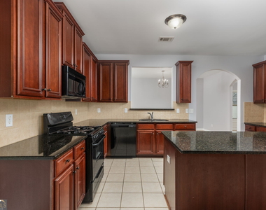 168 Summer Grove Lane - Photo Thumbnail 14