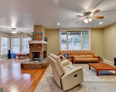 2213 Hamilton Mill Parkway - Photo Thumbnail 16