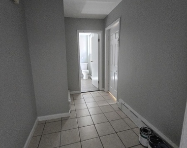 103 Talmadge Ave - Photo Thumbnail 9