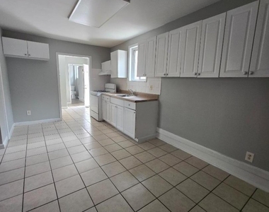 103 Talmadge Ave - Photo Thumbnail 1