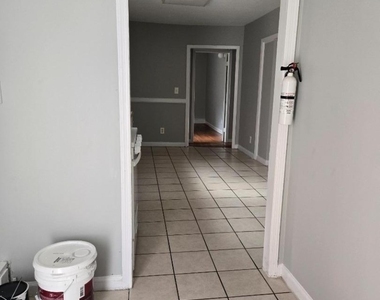 103 Talmadge Ave - Photo Thumbnail 3