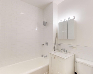 147 east 72nd Street  - Photo Thumbnail 4