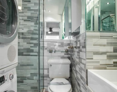 437 West 53rd Street Apartment 2D - Photo Thumbnail 3