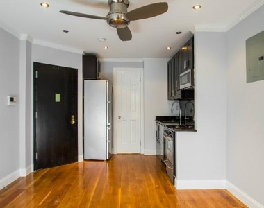 437 West 53rd Street Apartment 2D - Photo Thumbnail 2