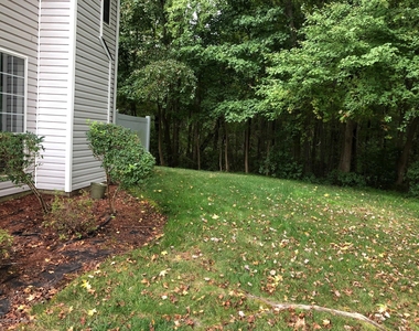 76 Foxwood Place - Photo Thumbnail 17