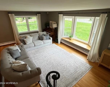 18 Hobart Street - Photo Thumbnail 4