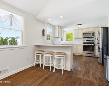 4 Cheryl Drive - Photo Thumbnail 8