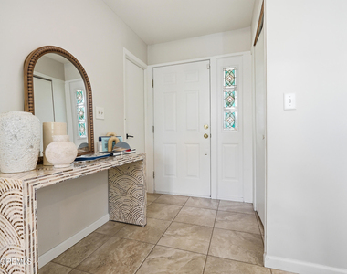 4 Cheryl Drive - Photo Thumbnail 1