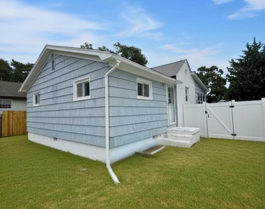 484 Bara Street - Photo Thumbnail 15