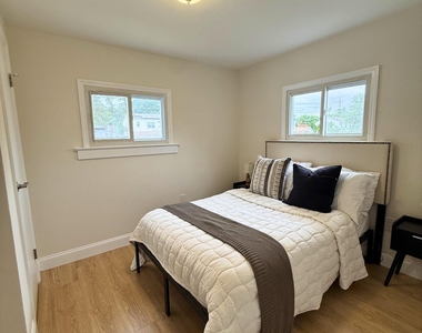 484 Bara Street - Photo Thumbnail 11