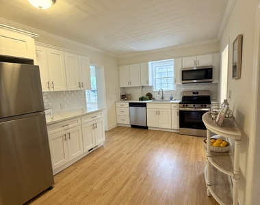 484 Bara Street - Photo Thumbnail 6