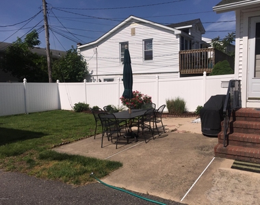 515 Jefferson Avenue - Photo Thumbnail 16