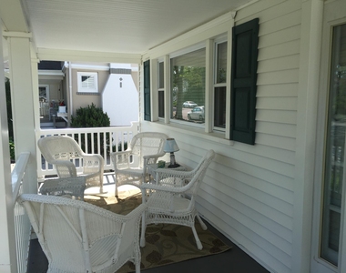 515 Jefferson Avenue - Photo Thumbnail 2
