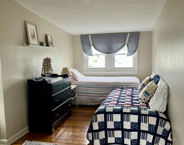 515 Jefferson Avenue - Photo Thumbnail 14