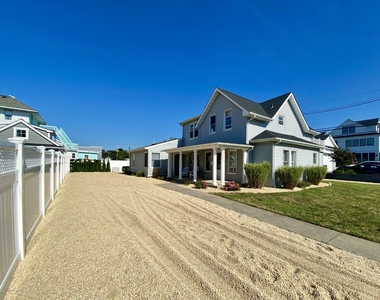 402 A Street - Photo Thumbnail 19