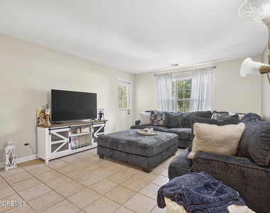 231 Atlantic Street - Photo Thumbnail 1