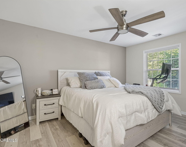 231 Atlantic Street - Photo Thumbnail 7